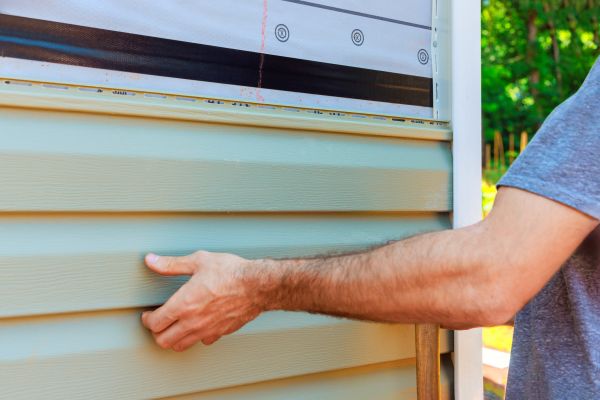Lawrence Siding Service